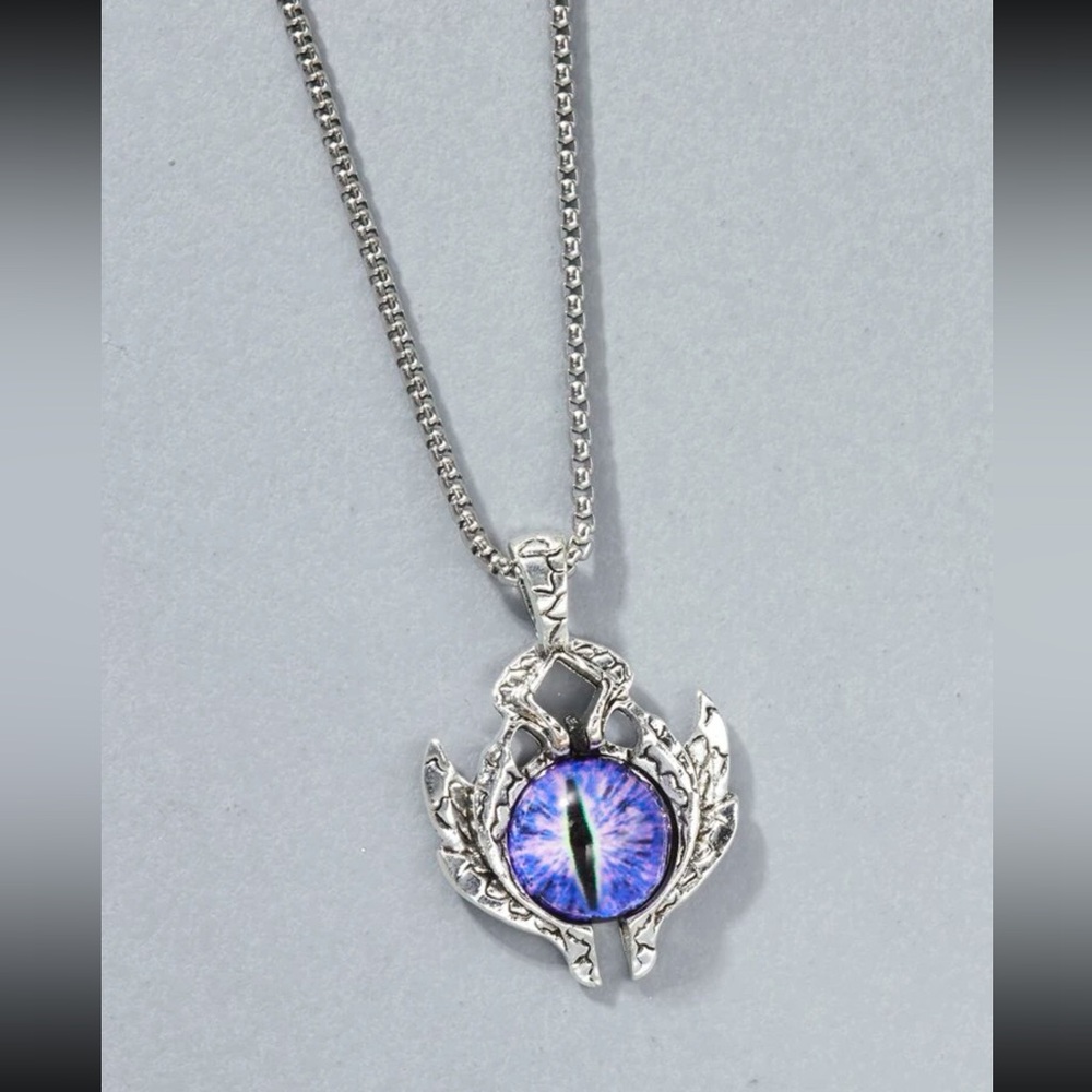 🐉 Awesome Dragon Reptilian Snake Crocodile Alligator Gator Eye Eyeball Necklace